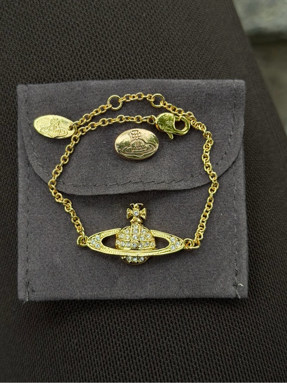 NWOT Vivienne Westwood Gold Mini Bas Relief Bracelet